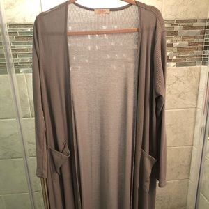 LuLaRoe Sarah cardigan